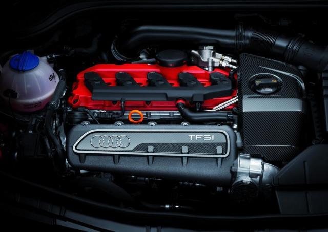奥迪车A6的三代EA888 1.8t柴油发动机和新迈腾的1.8t有什么不同？