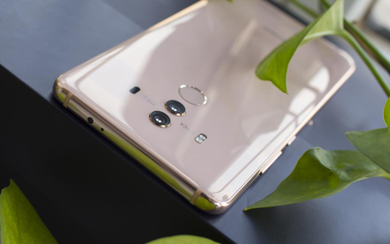 HUAWEI Mate 10 Pro测评：时尚潮流与商务接待极致结合的旗舰级