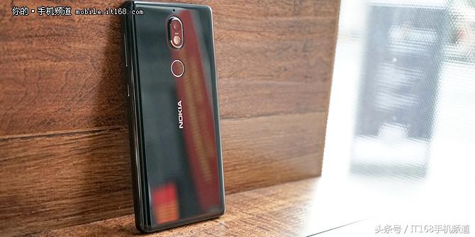 Nokia 7体验：它是一款合格的诺基亚手机，可惜不是……