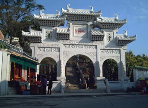 纯阳观是广州市最大的道教宫观，清代李明彻祖师始建于公元1824年