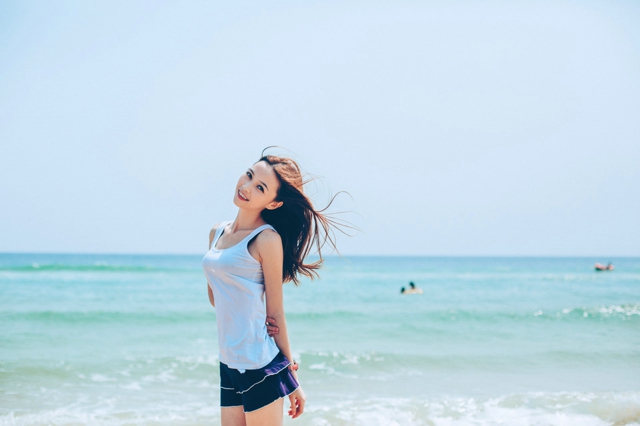 描写女人的句子 夸赞女人最经典句子图片