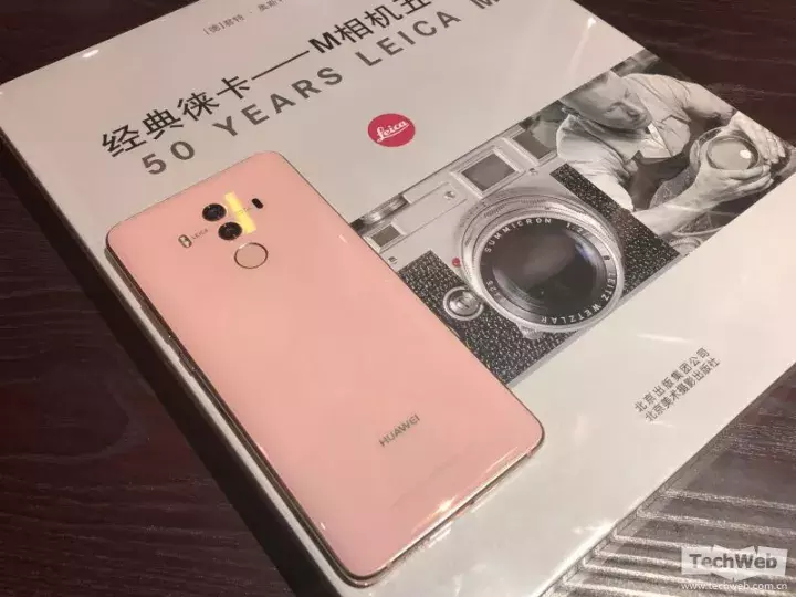 价钱对比iPhone X！8999元华为公司Mate 10玛莎拉蒂版开售 你能够买？