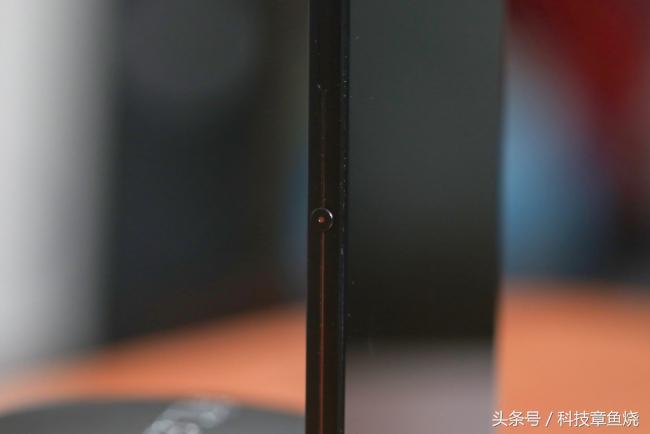 锤子手机颜值新巅峰 坚果Pro 2评测