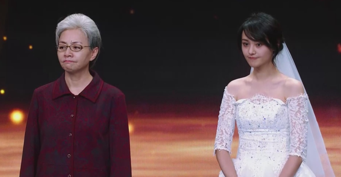 郑爽、柳岩等参加了一档综艺，讲述独居生活—