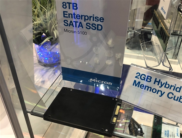 机械硬盘情以何堪！11TB、8TB SSD接踵而至