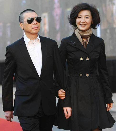 徐帆終于爆出18年來不和馮小剛生孩子的原因！原來是馮小剛的問題