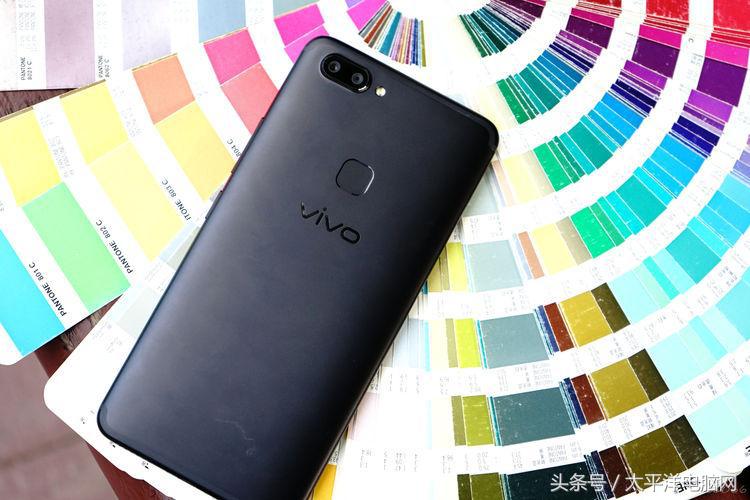 不但是背光照相，vivo X20超薄全屏幕感受