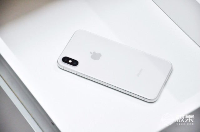 iPhone X 27天深度体验：买和不买的理由都在这儿了