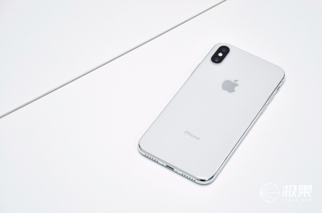 iPhone X 27天深度体验：买和不买的理由都在这儿了