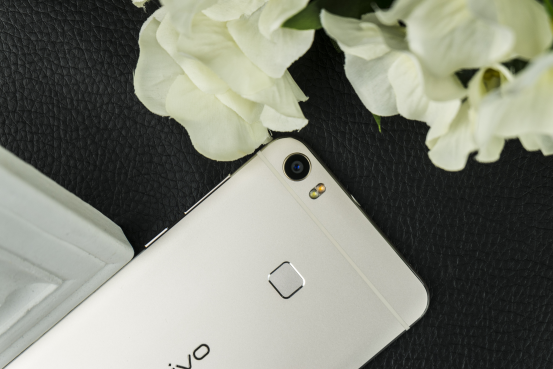 不可思议的 6GB内存 VIVO Xplay5体验