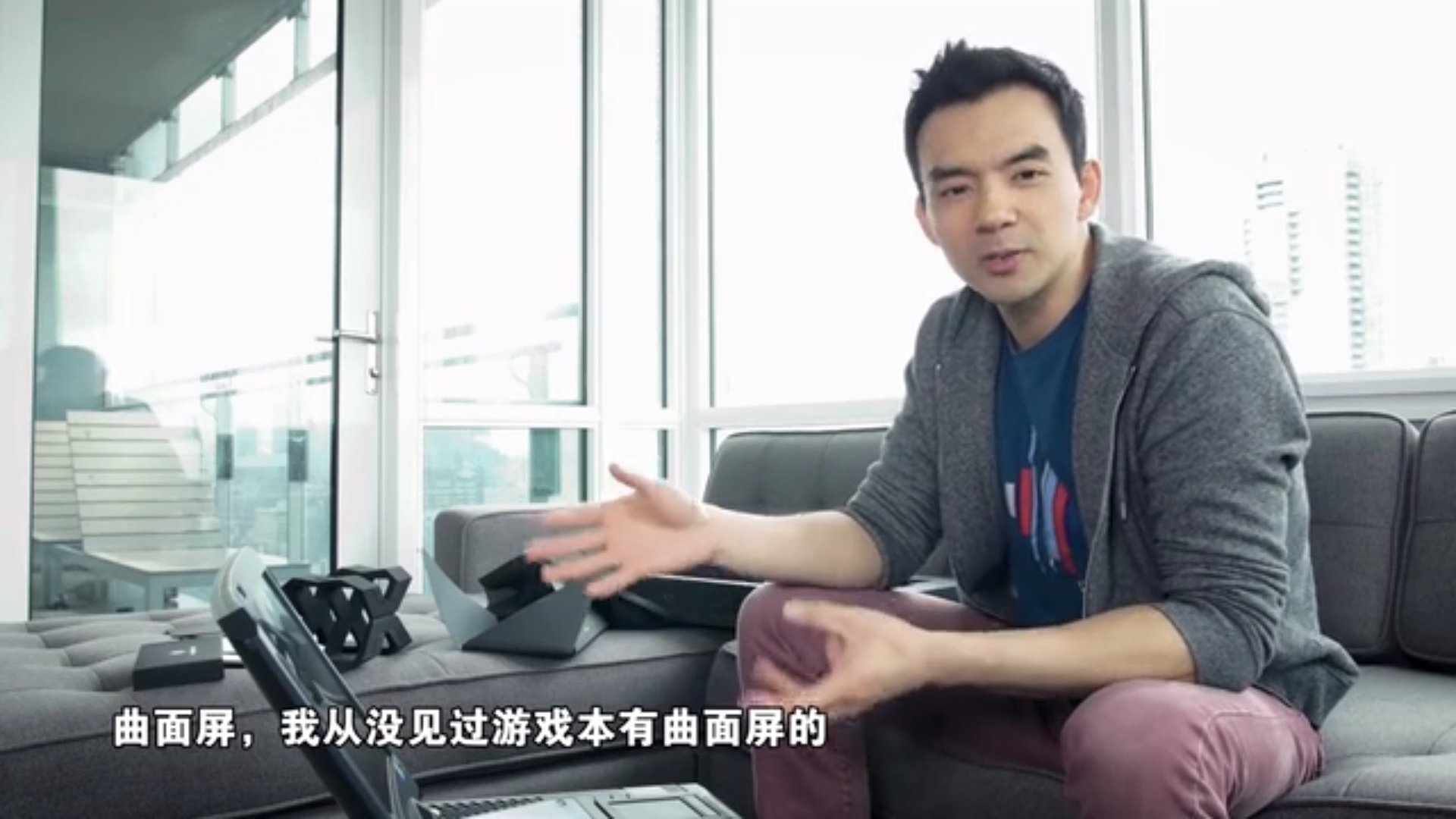 世界上最贵，最大，最重游戏笔记本——宏基acer开箱