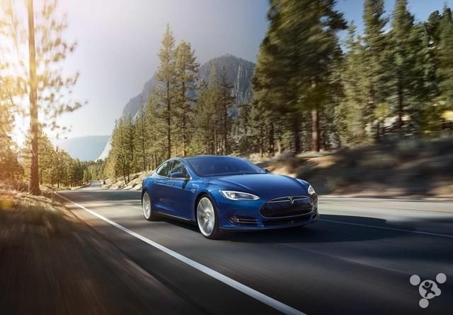 Model S宣布改版 价格上调1500美元