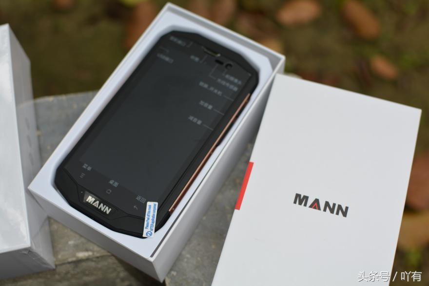性能出色，设计简单-MANN ZUG5SQ 三防手机