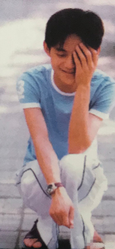 He Gui 17 years ago old reflect exposure, his that year blueness is acerbity handsome