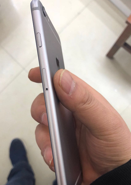 网民1299元售卖iPhone6Plus，品相绝品，系统软件是较大闪光点！