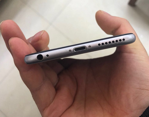 网民1299元售卖iPhone6Plus，品相绝品，系统软件是较大闪光点！