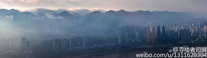 天赐美景！重庆昨日出现罕见平流雾，摄影师记录下了精彩的奇景！