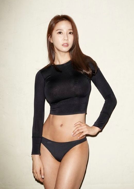 网红的韩国美女健身教练，美得让你傻傻分不清楚，都整容了吗？