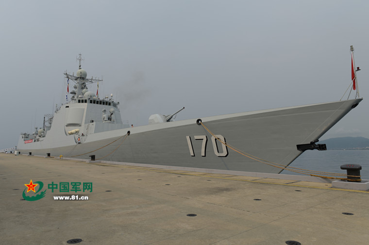 兰州舰赴文莱、新加坡参加海上安全与反恐联演