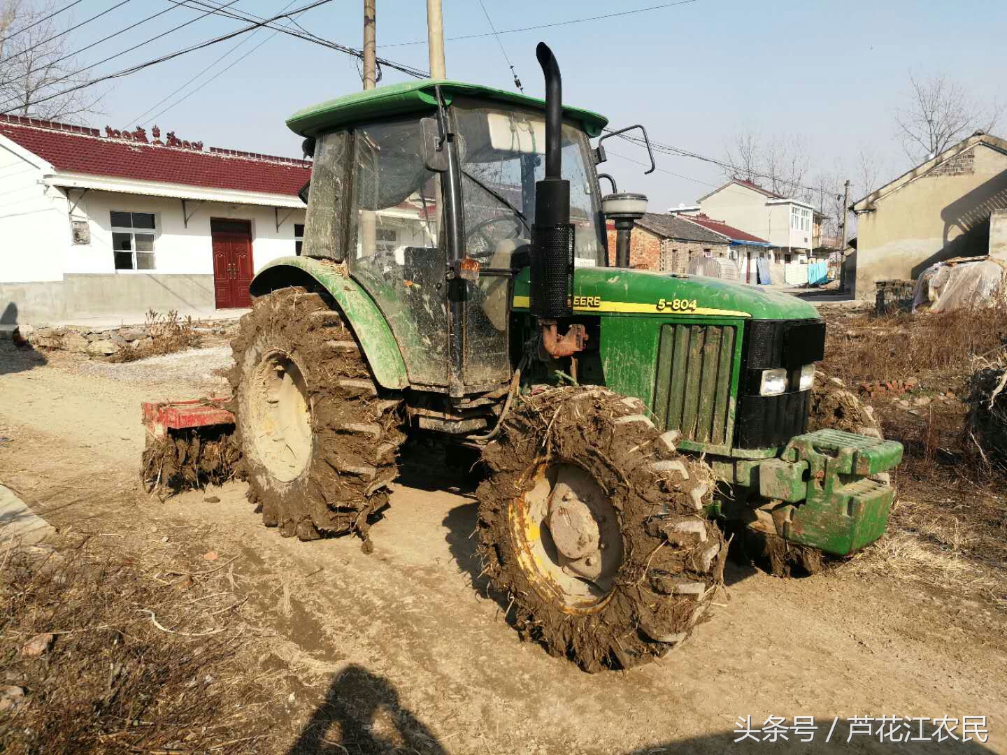 13年的迪爾5—804拖拉機(jī)，現(xiàn)在二手車的行情能賣多少錢了？