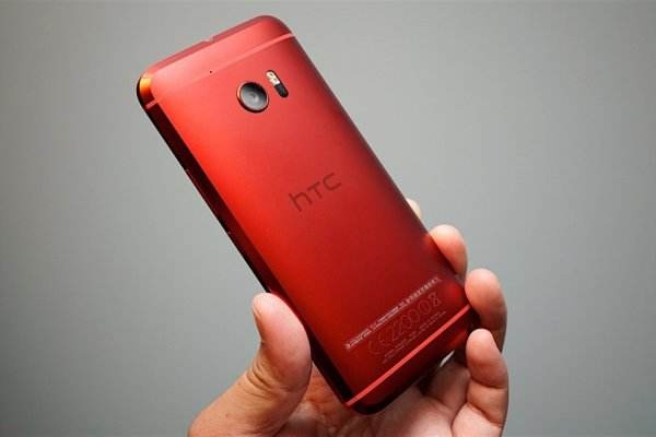 HTC U11 Plus鲜红色版曝出，6寸全面屏手机 骁龙835，市场价5200
