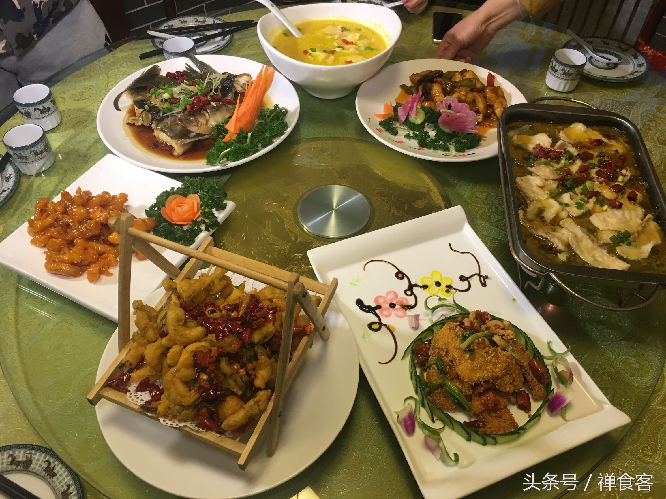 舌尖上的美食~娲皇膳食坊《鲟鱼宴》