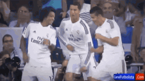 最后,仅以此文送给来到皇马十年,一直勤勤恳恳,又当前锋,又管防守