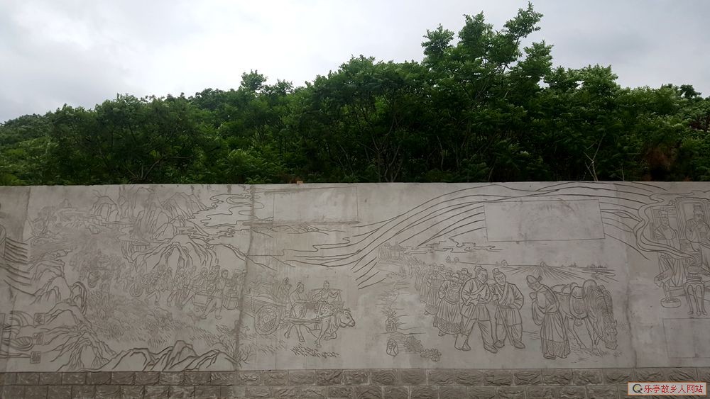 乐亭：正在建设中的古滦河公园文化墙