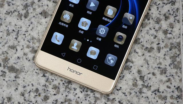 华为公司Honor荣耀系列新手机，荣誉V8上手简单评 拆箱图赏