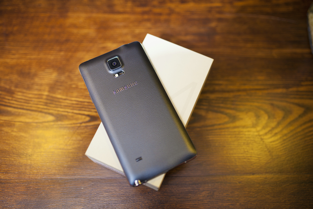 一代經典三星note4图赏:拆式充电电池成绝响
