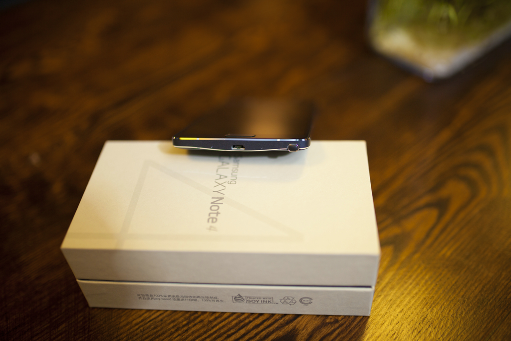 一代經典三星note4图赏:拆式充电电池成绝响