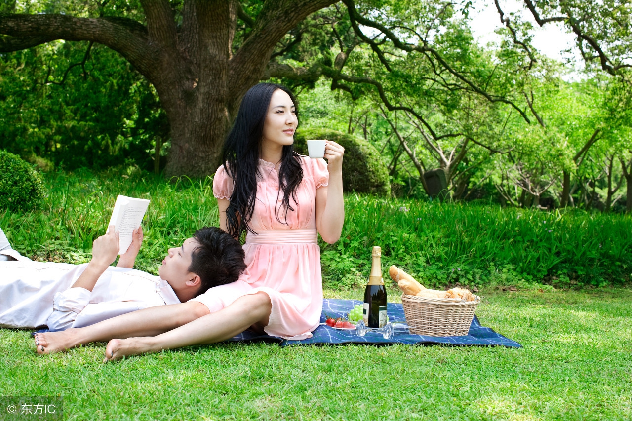 本打算和女朋友结婚，可她的后妈来了一趟城里后，我果断和她分手