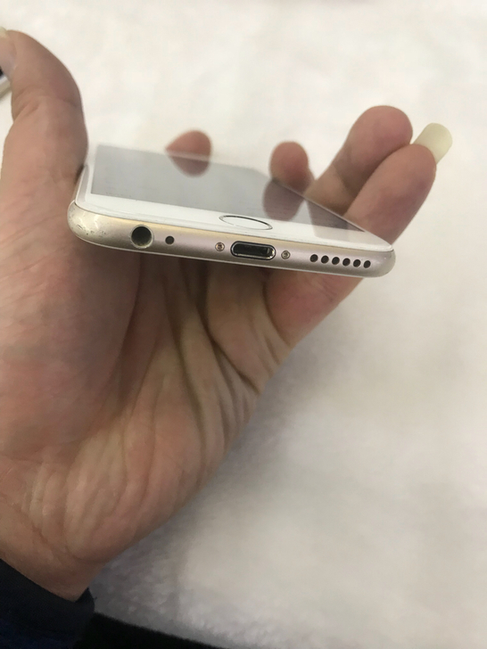 八百块下手稀有系统软件的iPhone 6，这一流畅度扛扛的！