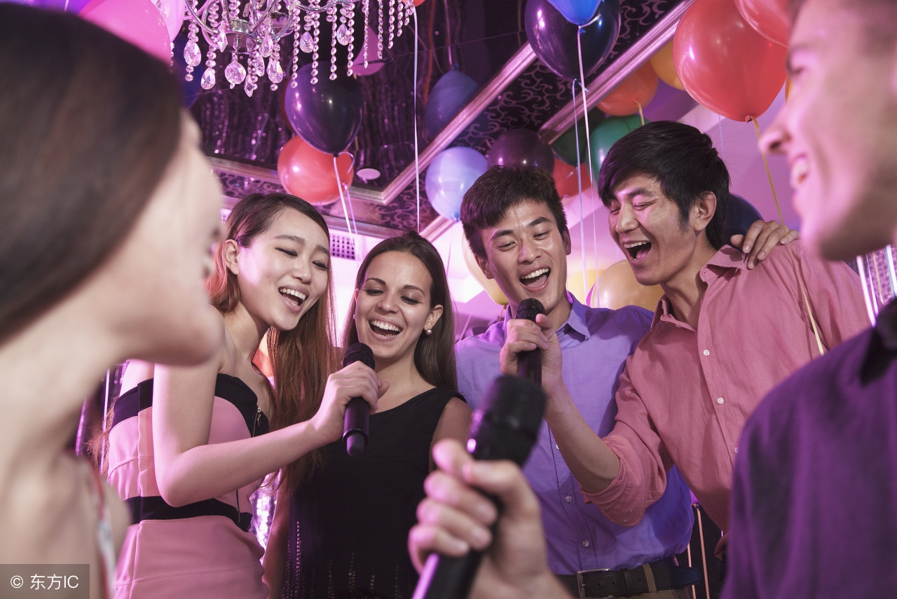 New Year big auspicious, the 10 or 20 days following Lunar New Year's Day aids carry guideline