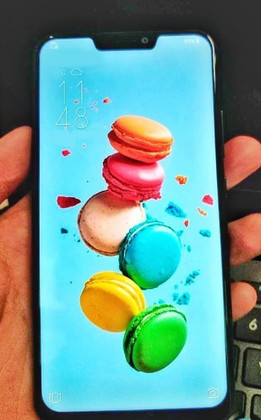 asusZenFone 5真机曝出：选用iPhone X刘海屏设计方案