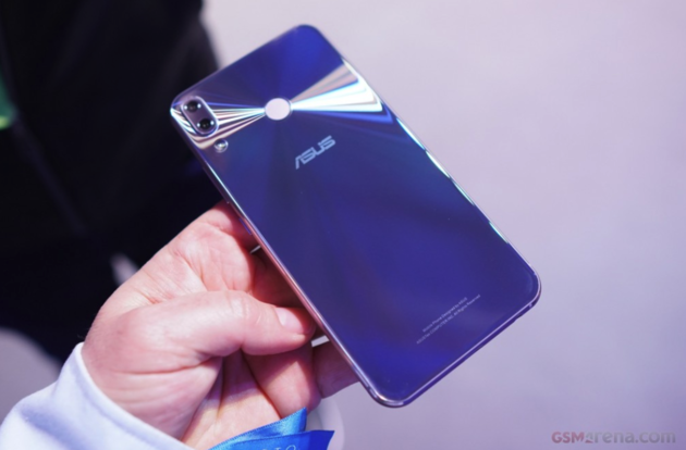 asus的室内设计师总算上线！asusZenfone 5/5z 真机图赏