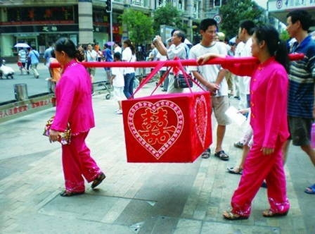 甘肃平凉农村结婚彩礼十余万，局部地区出现光棍村