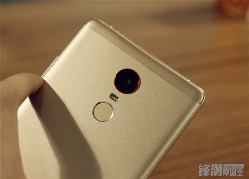 6英寸大屏单反：nubia Z11 Max上手评测