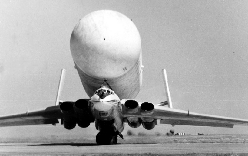 苏联武器你不得不服：世界最大“野牛”轰炸机活生生成了“家牛”