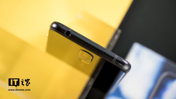 「IT之家评测室」NokiaX6拆箱图赏