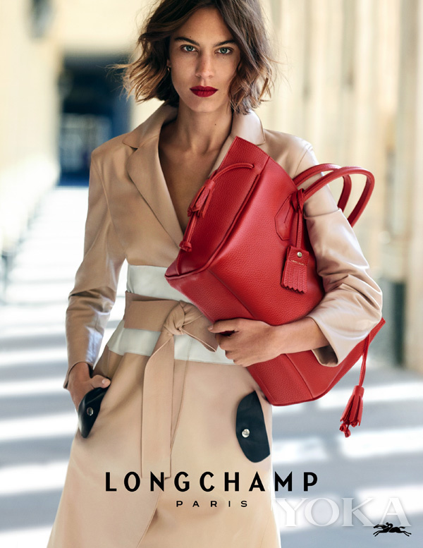 Alexa Chung出演 Longchamp 2016春季广告大片