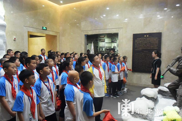 More than 100 adolescent are used achieve poetry to eulogize formerly patriotic feelings