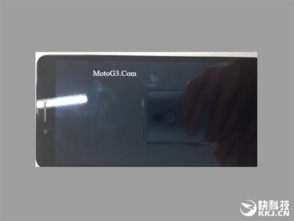华为公司代工生产新Nexus真机首曝出：超超窄、后指纹识别