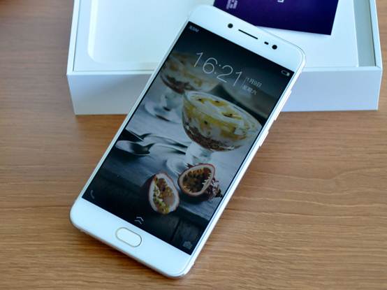 2498元自拍神奇 vivo X7智能手機搶先評測