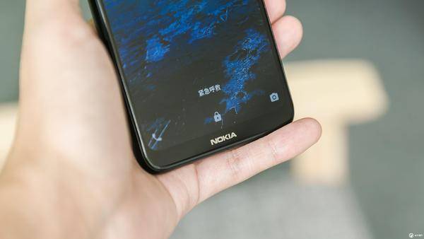 Nokia X5 感受：软情结、硬素养，贴近生活