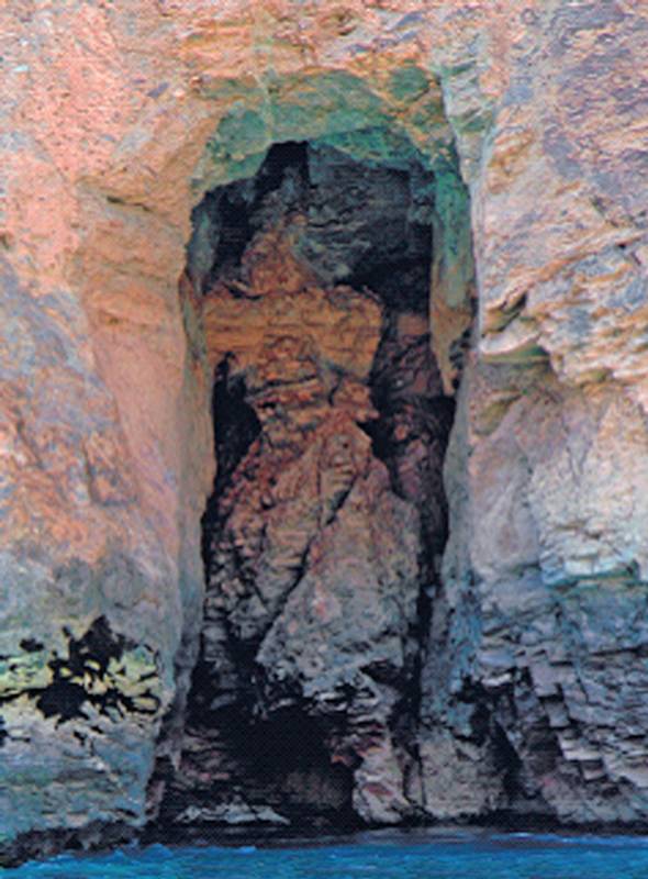 讲故事·知新疆 | 塔什库尔干发现巨型佛窟