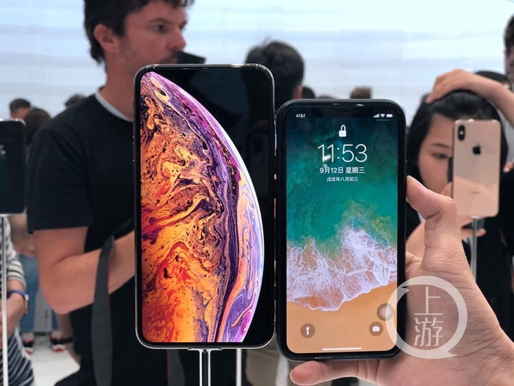 新iPhone如何？上下游电视记者给你当场稀溜溜