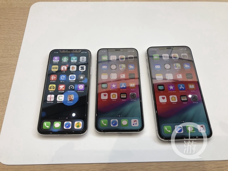 新iPhone如何？上下游电视记者给你当场稀溜溜