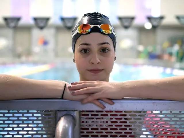 从叙利亚难民，到奥运会游泳队员，她都做了什么？