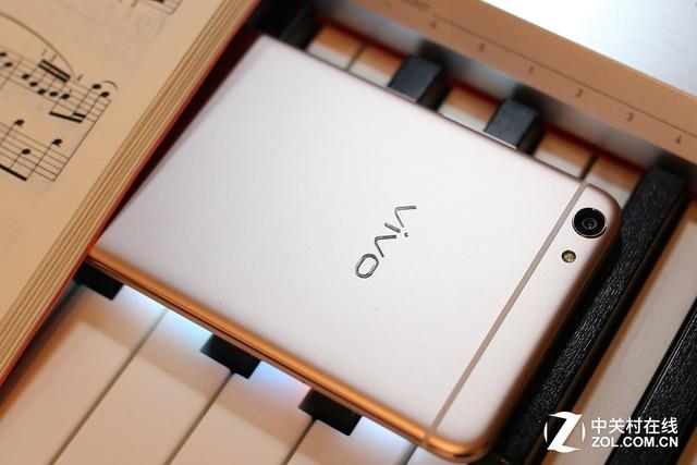 1600万柔光灯自拍照：vivo X7 Plus先发测评